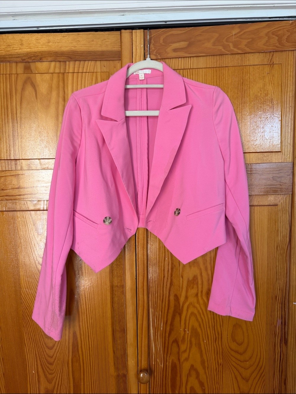 Gianni Bini Bright Pink Cropped Blazer